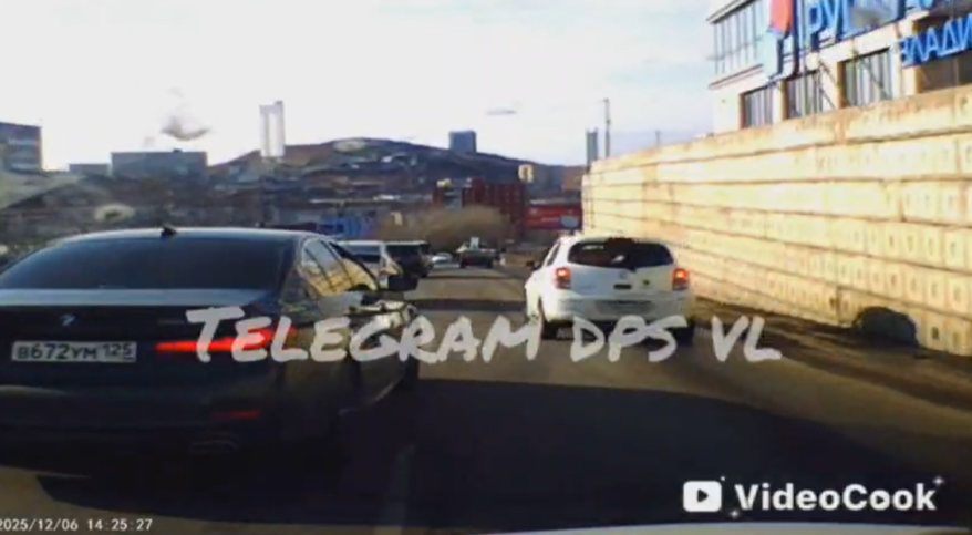 Оружие как аргумент: полиция разбирается в дорожном конфликте во Владивостоке