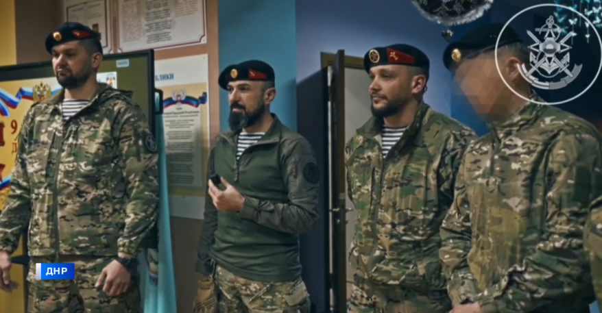 Военнослужащие 55-й дивизии морской пехоты провели урок мужества в школе Донецка