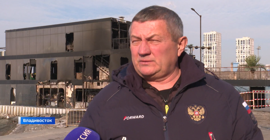 Пожар на пляже во Владивостоке внес коррективы в международные соревнования по зимнему плаванию