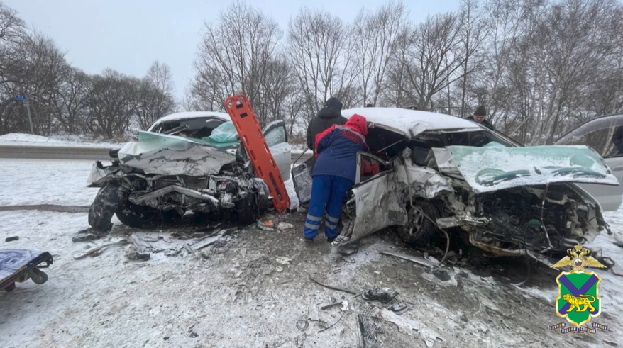 Женщина погибла в "лобовом" ДТП в Приморье