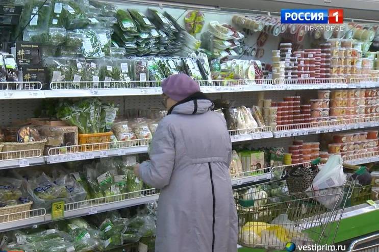 Неизвестные разгромили магазин во Владивостоке и нанесли телесные повреждения продавцу