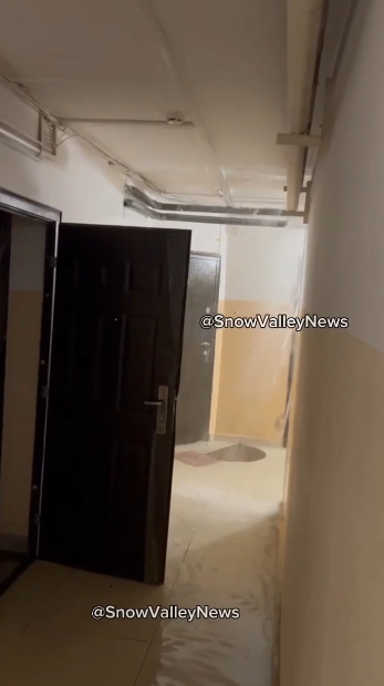 "Люди в шоке": во Владивостоке затопило квартиры в доме из-за порыва сетей водоснабжения