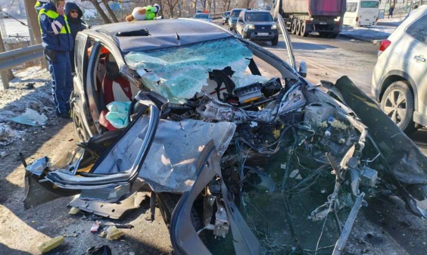 Авто всмятку: серьезное ДПТ на дороге Находки