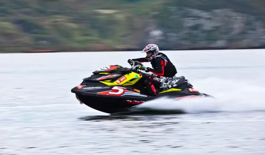 Спортсмен из Находки стал чемпионом мира по аквабайку в Таиланде