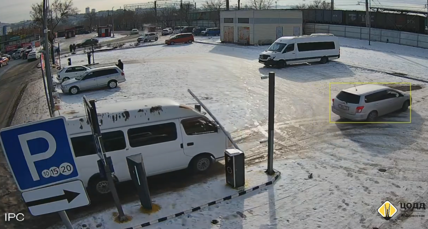 Фокус не удался: ушлый водитель попал в курьезное ДТП во Владивостоке