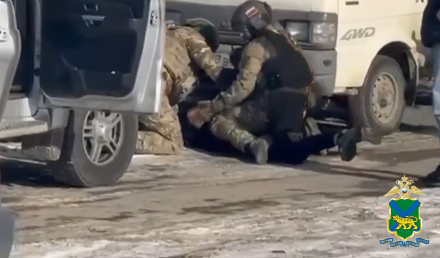 Силовики задержали участника инцидента возле ночного клуба в Приморье