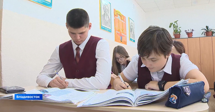 "Может стать конфликтогеном": как учащиеся и педагоги отнеслись к нововведению в школах