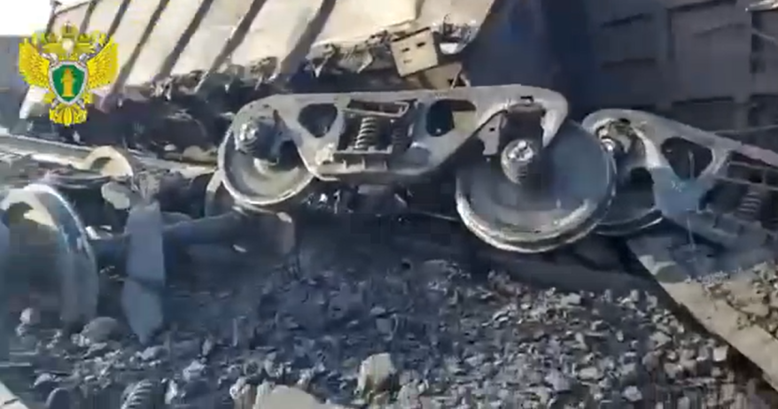 Потерпел крушение поезд с углем, следовавший в Находку