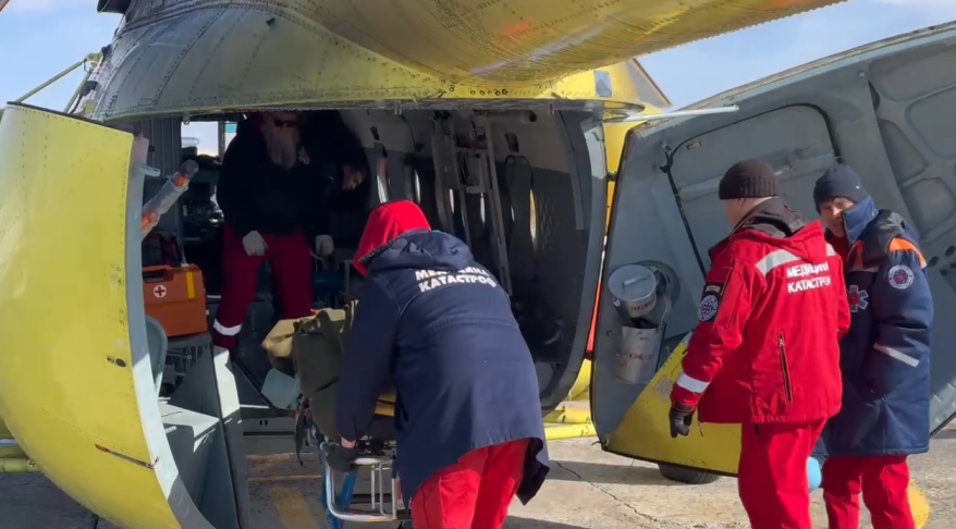 Бригада специалистов вылетела в Хасанский округ на помощь пострадавшим в ДТП туристам