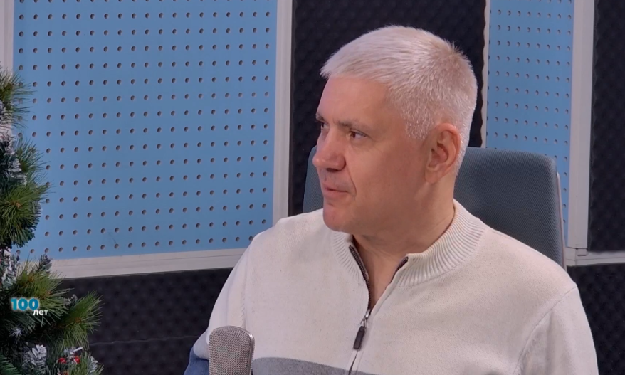 "100 лет Приморскому радио": Почему «Гоп-стоп-шоу» стало легендой владивостокских волн?