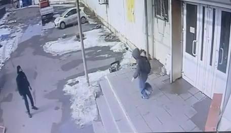 «Чьи детки развлекаются?»: подростки громят объекты в районе Спортивной во Владивостоке