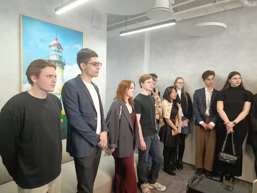 Стипендиаты и лауреаты Сбера в ДВФУ узнали о новых разработках банка в сфере AI