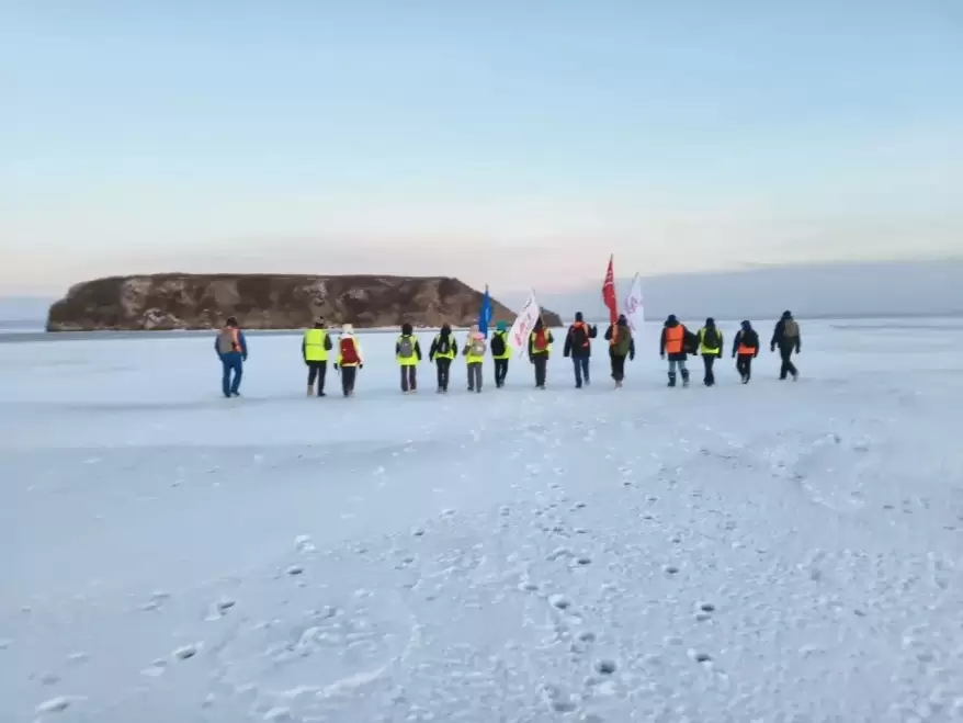 Приморцы встречают рассвет на Коврижке