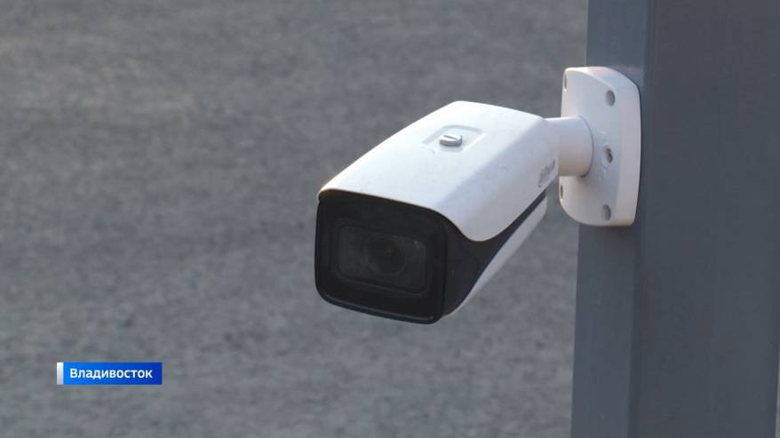 «Охранник – в теме»: инцидент на парковке во Владивостоке, ищут свидетелей