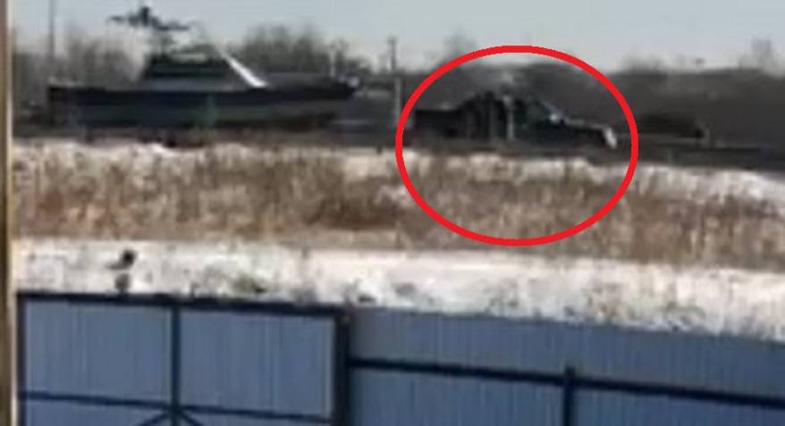 Похищение? Два мужчины на приметном авто «поставили на уши» приморцев