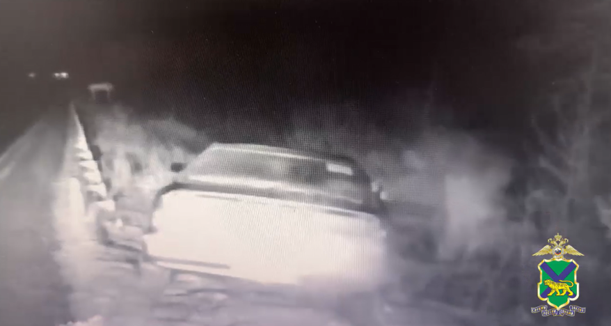 Ночные "покатушки" подростка на родительском авто в Приморье едва не обернулись трагедией