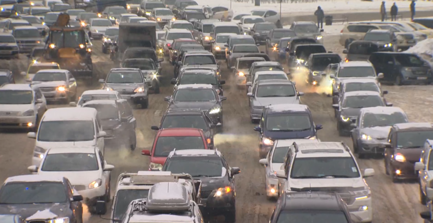"Если город становится колом - это предел": эксперт о транспортной проблеме Владивостока