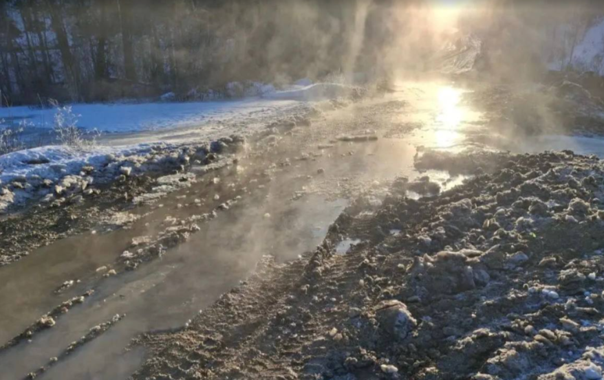 Ограничено движение на участке трассы в Приморье из-за перелива