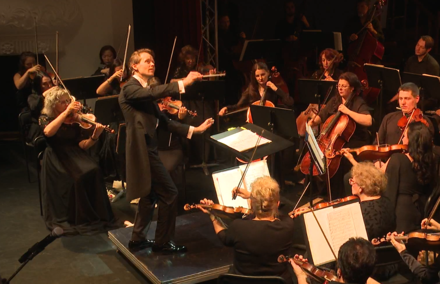 Тропинка к классике. Дирижер Сергей Шебалин — о профессии, оркестре и проектах для юных зрителей