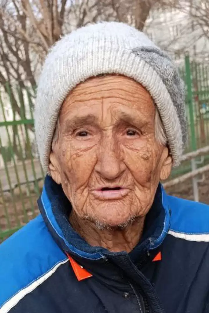 Приморцев просят помочь установить личность женщины