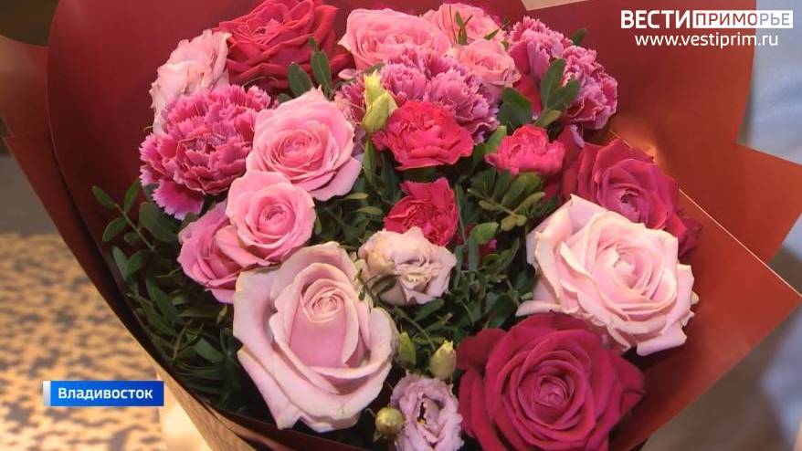 Женщины Владивостока рассказали, что они хотели бы получить в качестве подарка на 8 Марта