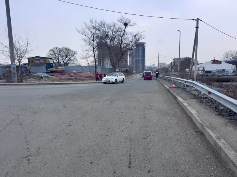 Полиция устанавливает обстоятельства наезда на 15-летнего пешехода во Владивостоке