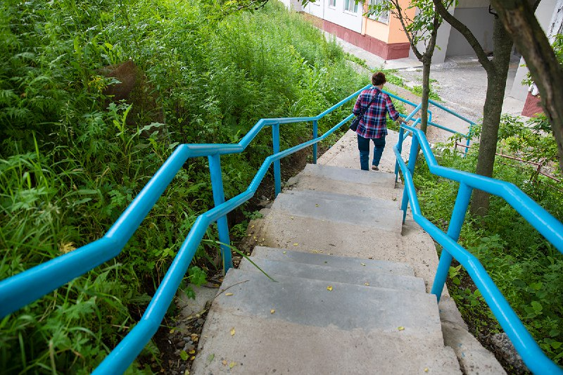 Для ремонта двух лестниц во Владивостоке ищут подрядчика