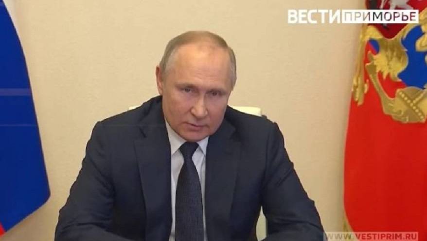 Владимир Путин подписал закон о геномной регистрации военнослужащих