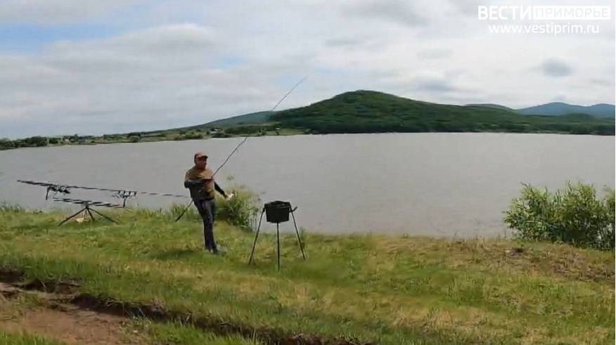 Суточную норму вылова красной рыбы для рыбаков-любителей увеличат в Приморье