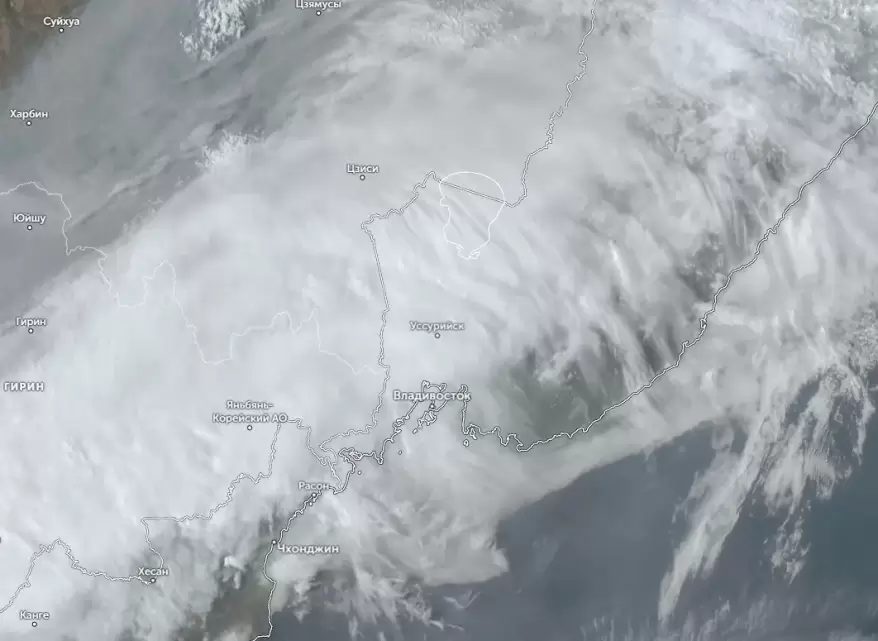 "Отмените поездки": фронт вышел на Приморье, но серьезное ухудшение погоды еще впереди