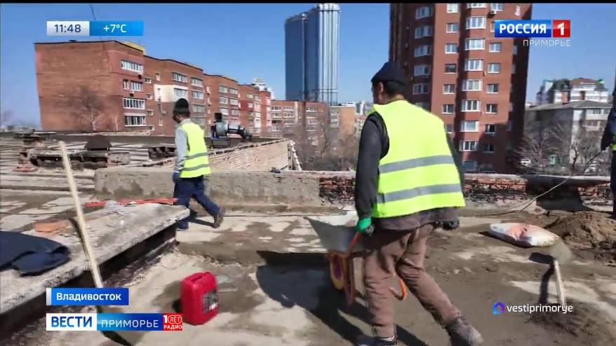 Несколько детских садов Владивостока разобрали до голых стен