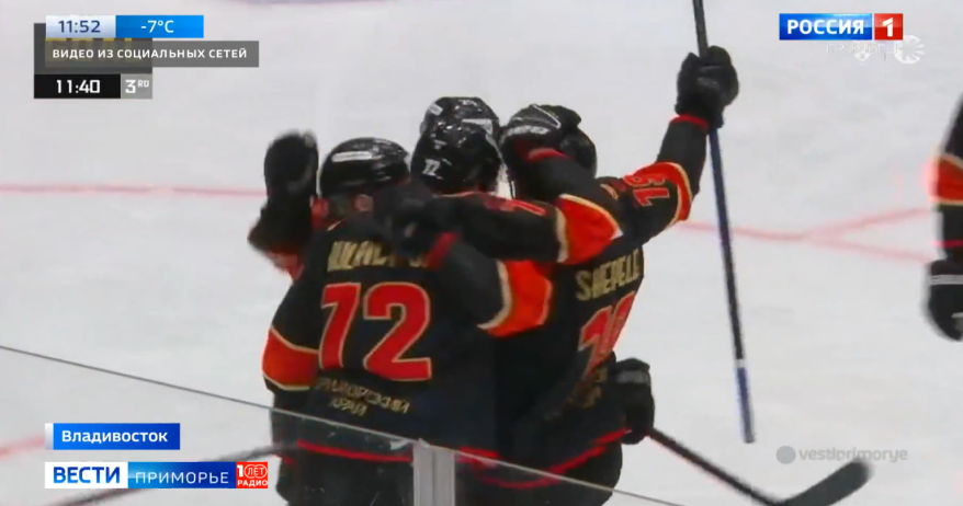 Хоккейный клуб «Адмирал» одержал первую домашнюю победу под руководством Олега Браташа