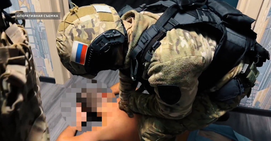 Сотрудники управления экономической безопасности отмечают профессиональный праздник