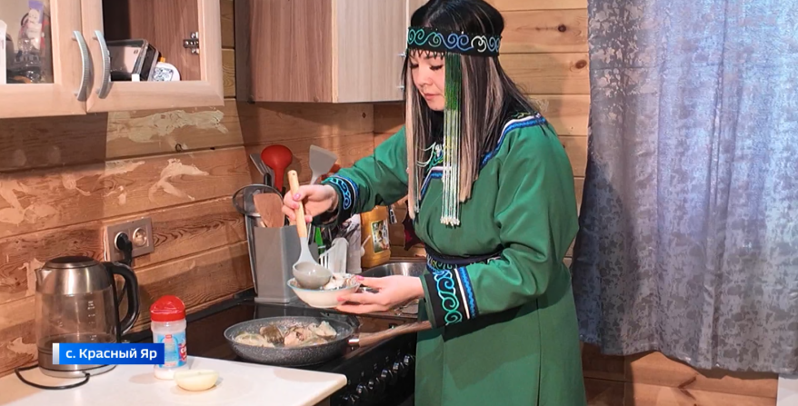 Охотник и учительница: удэгейские традиции в быту многодетной семьи