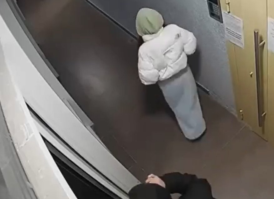 Полиция проводит проверку по факту инцидента в жилом доме в Снеговой Пади