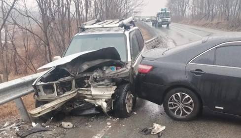 «Жуткое» ДТП с пострадавшими на трассе Приморья: подробности