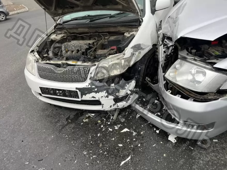 "Лоб в лоб": водитель Mitsubishi спровоцировал серьезное ДТП во Владивостоке