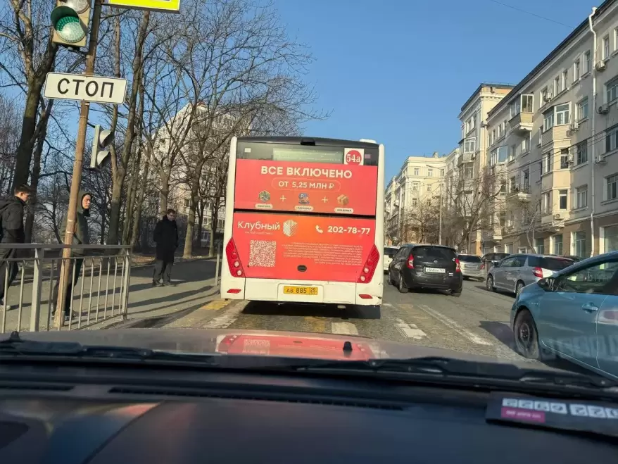 Во Владивостоке горожане жалуются на действия водителей общественного транспорта