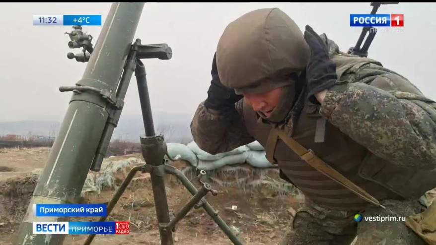 На полигонах Приморья не смолкает артиллерийский огонь