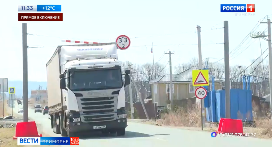 Новые весогабаритные ворота в Прохладном не простояли и сутки