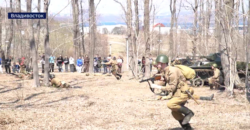 В Приморье реконструкторы воспроизвели бой Уманско-Ботошанской операции