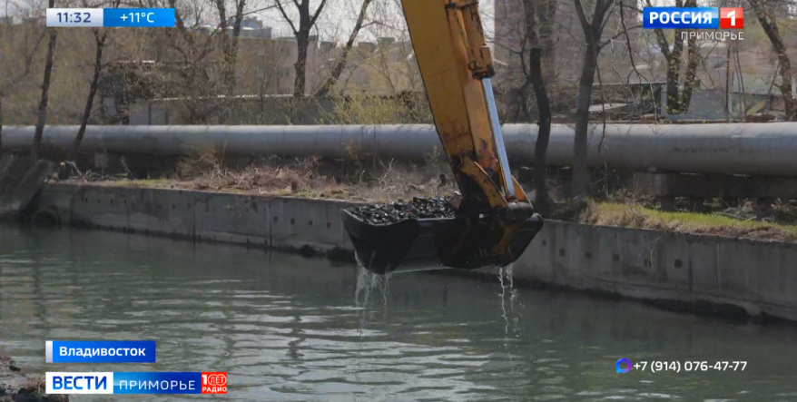 150 металлических гаражей и более 200 автопокрышек — подняли со дна реки Объяснения