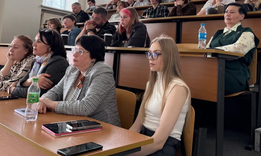 Абитуриентам Владивостока рассказали, как получить педагогическое образование с гарантией работы