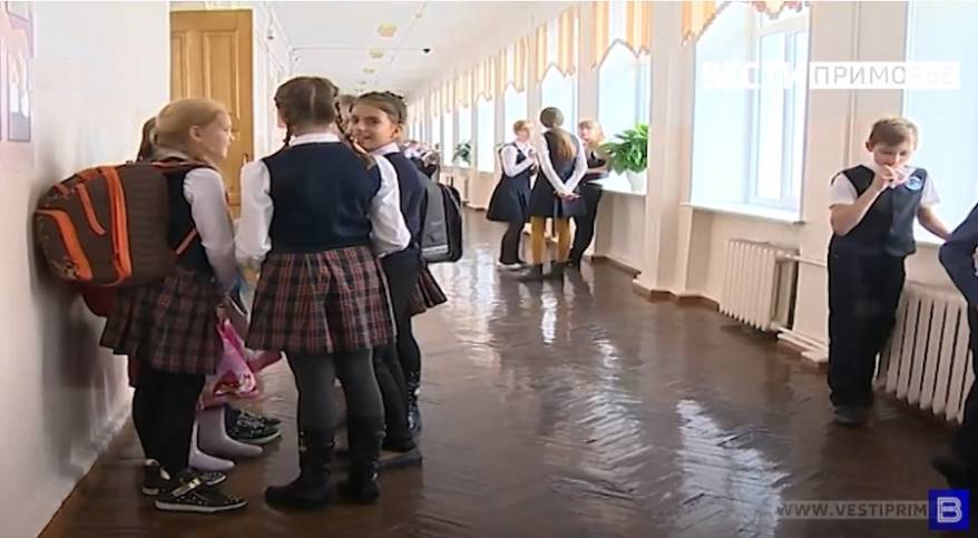 С 1 сентября в школах начнут оценивать поведения учащихся