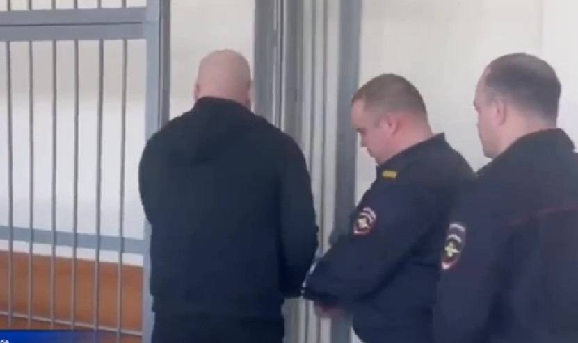 «Это какой-то треш»: москвич в Приморье решил «кинуть» родственницу заключенного на 30 млн