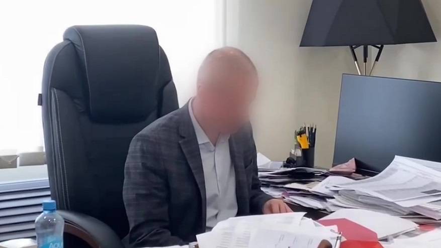 «Работала ФСБ»: чиновник Департамента по недропользованию попался на взятках в Приморье