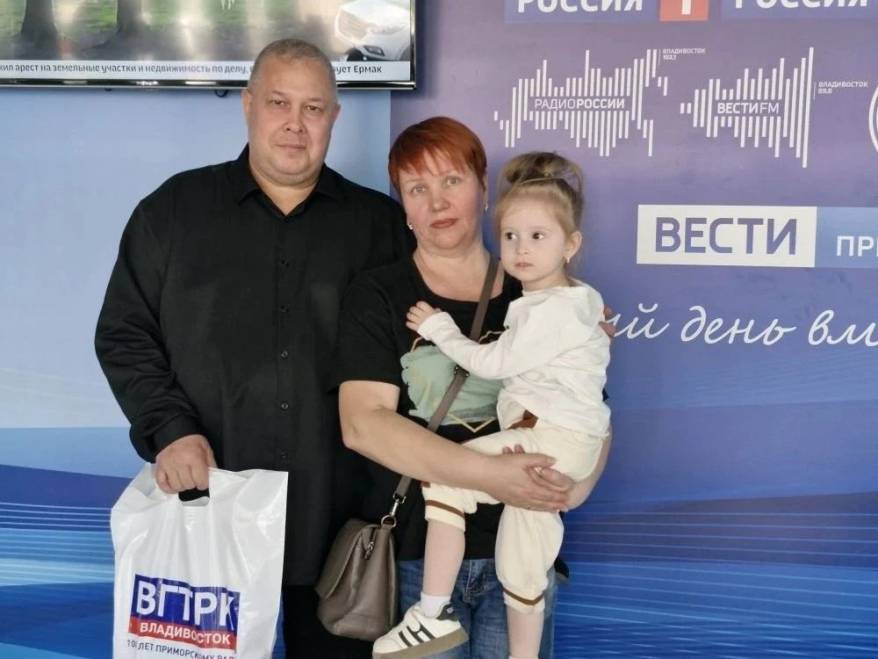 ГТРК «Владивосток» вручает призы в честь 100-летия Приморского радио