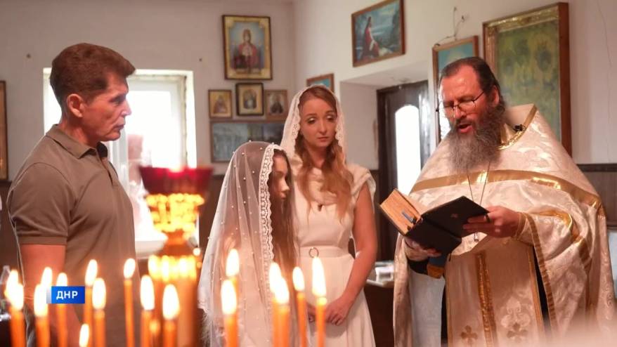 Таинство Крещения прошло в храме села Никольское, за которое сражались приморские «Тигры»