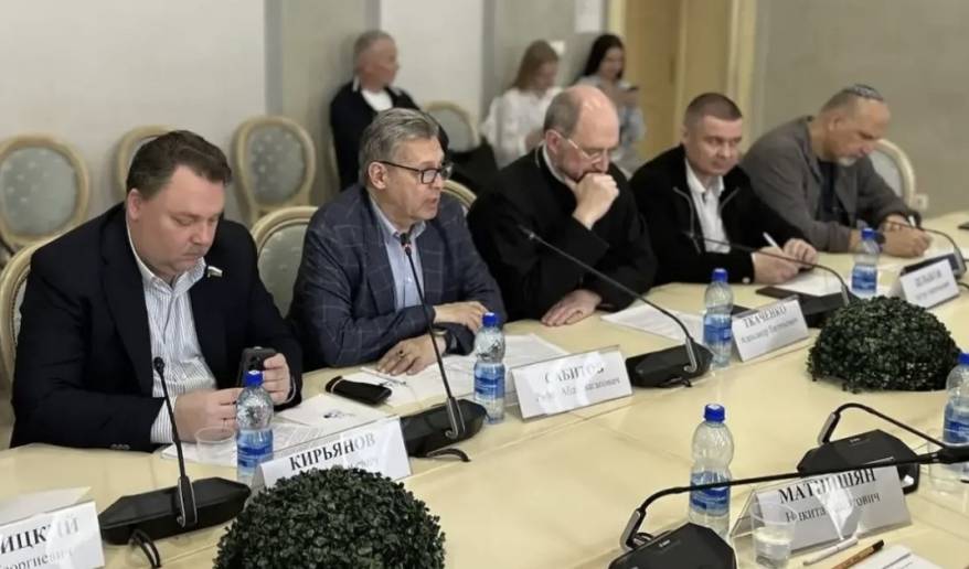 Продвижение традиционных духовно-нравственных российских ценностей в медиа обсудили в Общественной палате