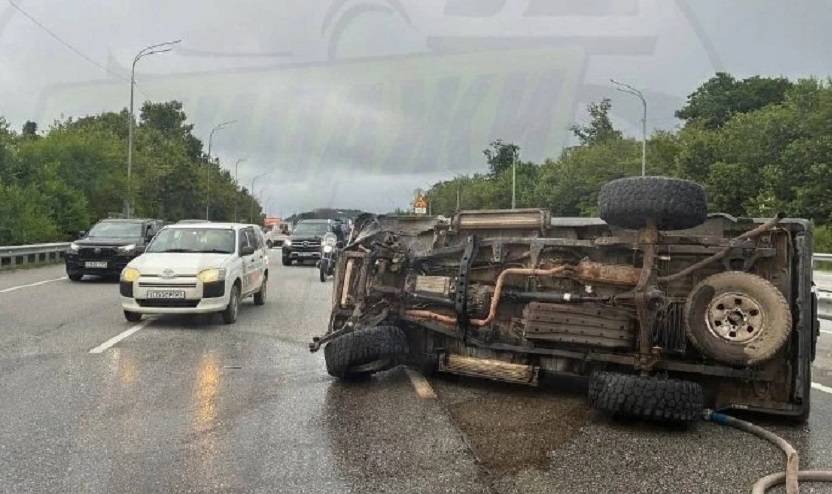 Жуткая авария на трассе в сторону Владивостока